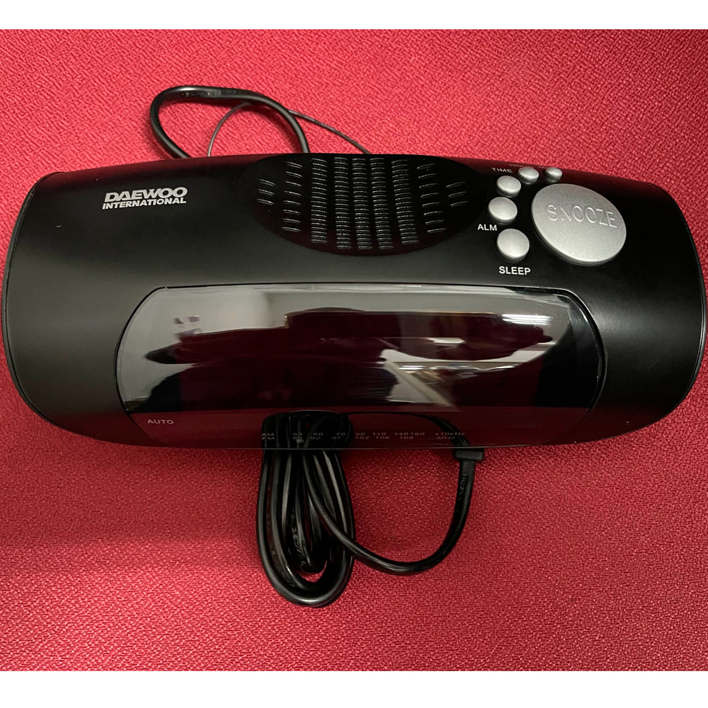 Radio Despertador Digital Daewoo DCR-44B