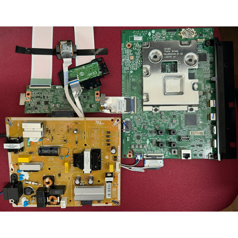 Despiece Fuente de alimentación + placa base LG 43UL3J-M 43″ UHD 4K 3840x2160px