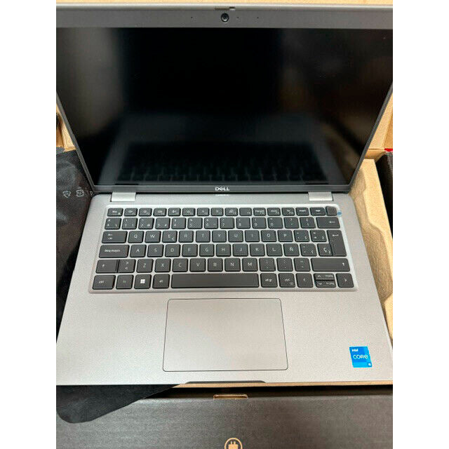 Portátil Dell Latitude 5440 Intel Core i5-1355U/16GB/512GB SSD/14″ Usado *