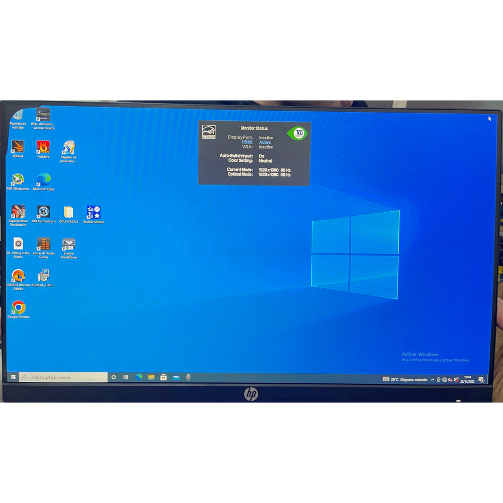Monitor HP FHD P24 G4 23,8» **Tiene un pequeño golpe en la parte superior izq.**