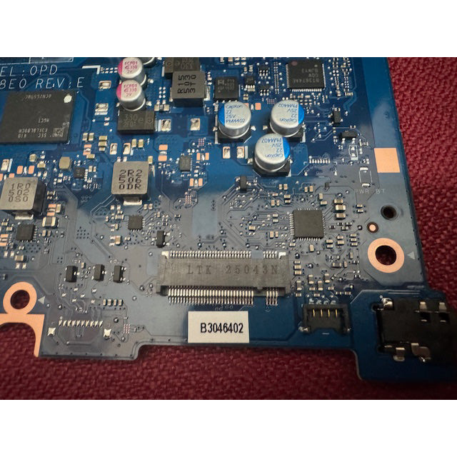 Placa base original HP para Portátil HP 15-FC0096NS AMD Ryzen 5 7520U/8GB