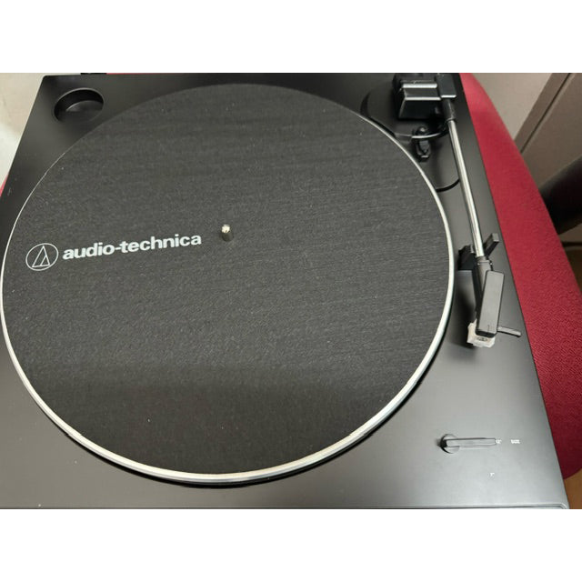 Tocadiscos Audio-Technica LP60XBT Bluetooth Negro Usado **Tiene la tapa rota**
