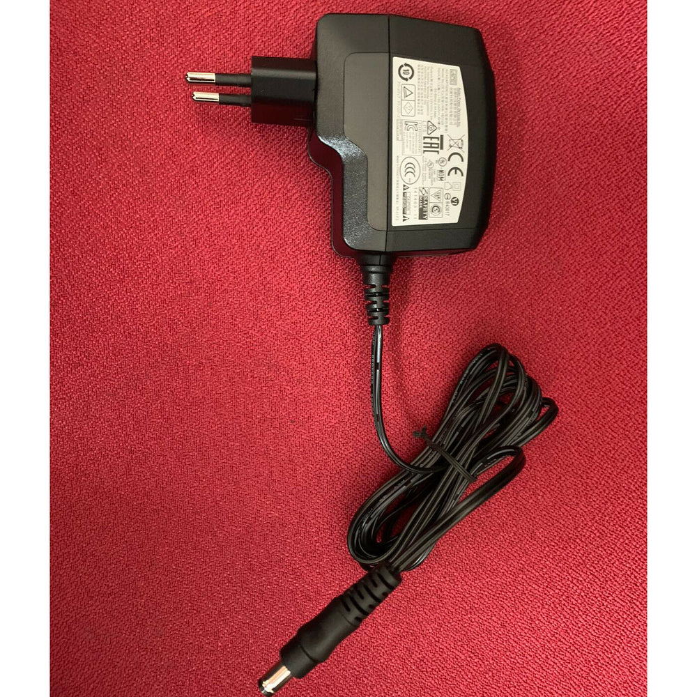 Cargador original AverMedia Adaptador de CA APD WB-18D12R 12 V 1,5.