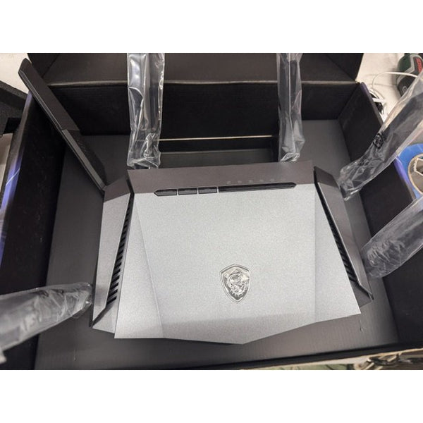 Router Gaming MSI Radix AX6600 WiFi 6 hasta 6600 Mbps *1 antena rota*