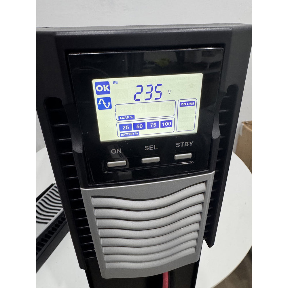 SAI Riello Sentinel Dual SDU4000 4000va Usado **Tiene un golpe en el frontal**