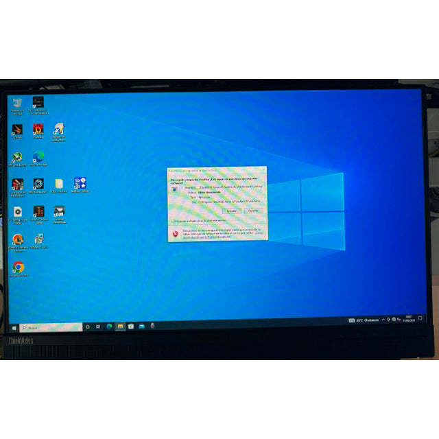 Monitor Lenovo ThinkVision T24v-30 23.8″ LED IPS Full HD *La WEBCAM esta dañada*