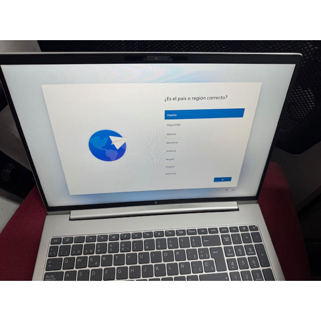Portátil HP EliteBook 665 G11 AMD Ryzen 5 PRO 7535U/16GB/512GB SSD/16″ Usado *