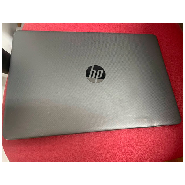 Portatil HP 15s-fq3000ns N4500/8GB/256SSD/15.6/W11 *Ligeros golpes en la tapa*