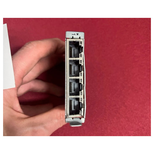 Adaptador de Red para SR630/SR650 Lenovo 7ZT7A00545 ThinkSystem Usada *Doblada*