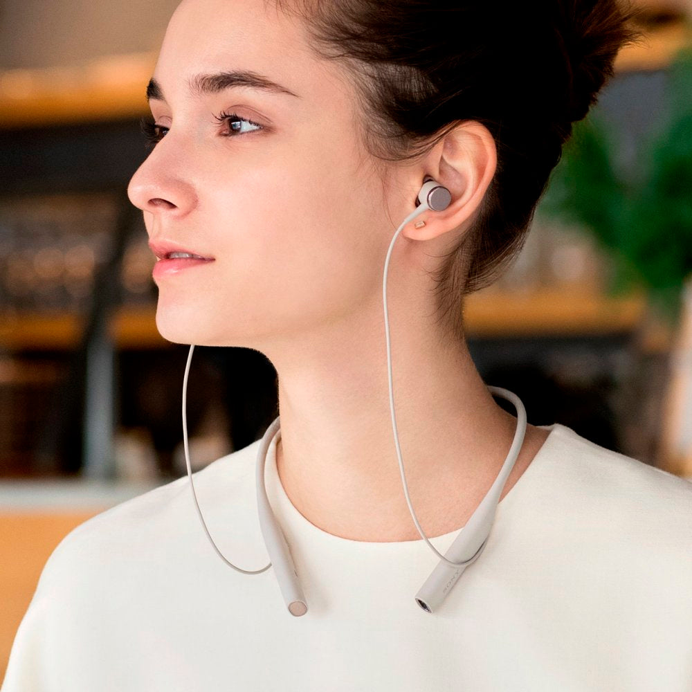 Auriculares Bluetooth estéreo Sony SBH70 blancos