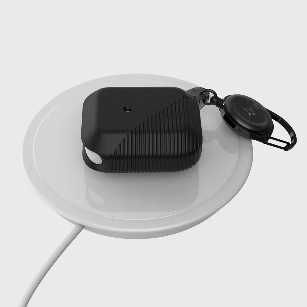 Estuche Raptic Radius para Apple Air Pods 1 y 2 color negro.