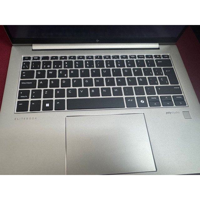 Portátil HP EliteBook 845 G11 AMD Ryzen 5 8540U/16GB/512GB SSD/14″ W11P *Marca*