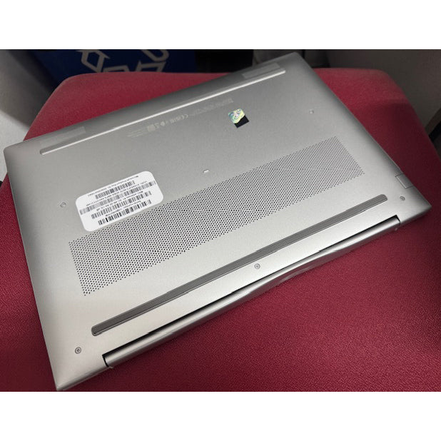 Portátil HP EliteBook 665 G11 AMD Ryzen 5 PRO 7535U/16GB/512GB SSD/16″ Usado *